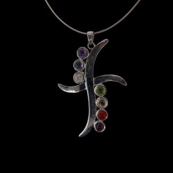 Colgante Cruz con Minerales de los Chakras - Baño de Plata
