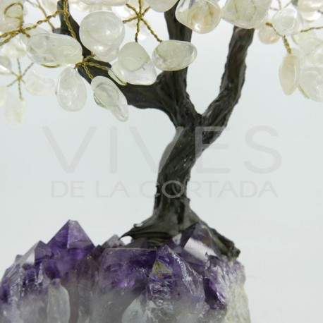 Árbol de Cuarzo Grande con Base de Drusa Amatista