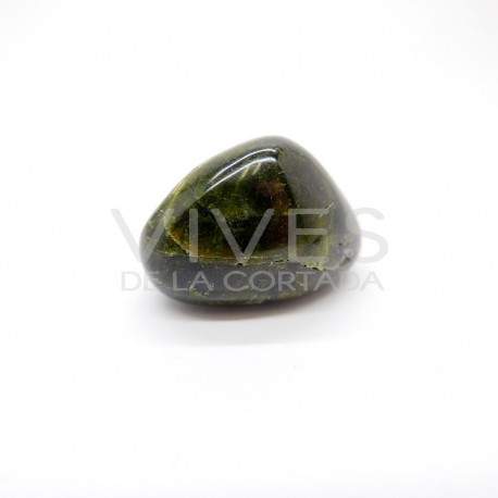 Epidote tumbled