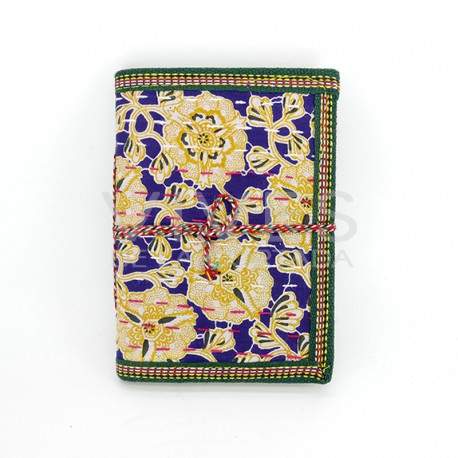 Bloco de notas pequeno em tecido