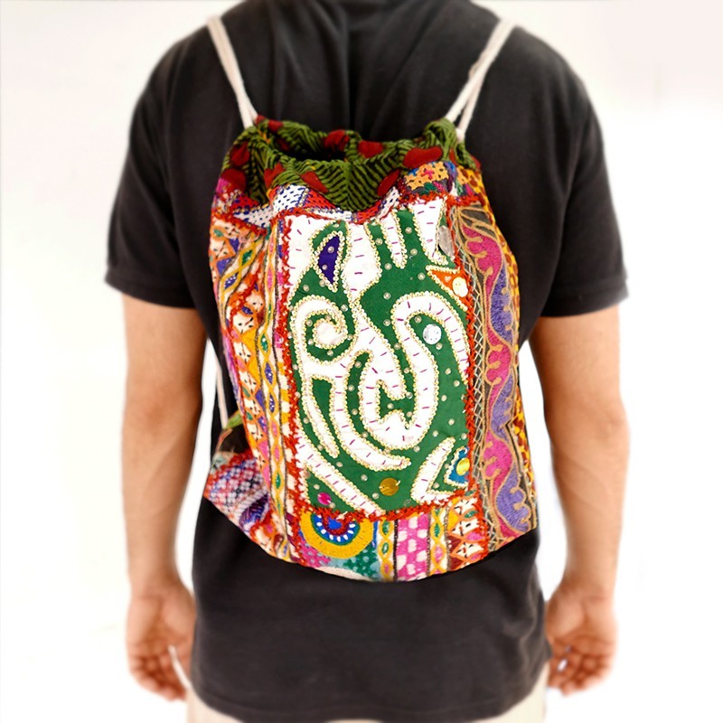 Mochila de Tela Cuerdas
