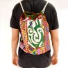 Mochila de tecido com cordas