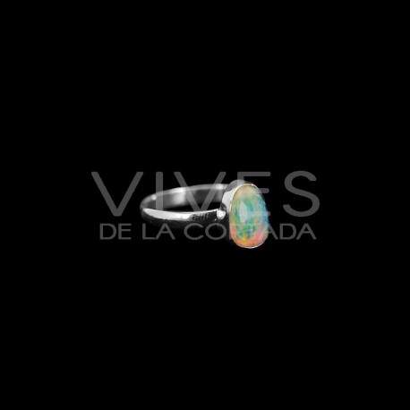 Anillo de Ópalo Facetado Pequeño en Plata de Ley 925