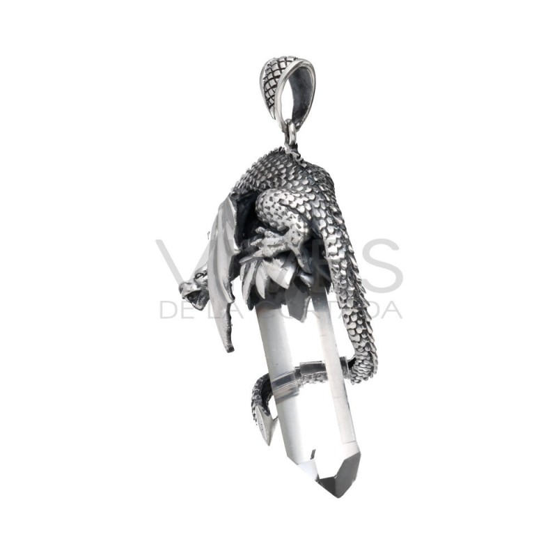 Ciondolo Drago Ali Chiuse in Punta di Quarzo in Argento Sterling 925
