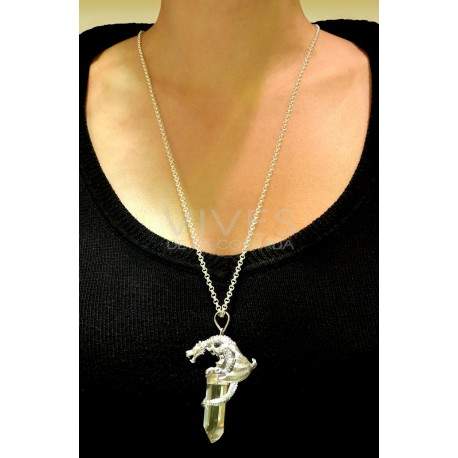 Colgante dragón en plata y cuarzo