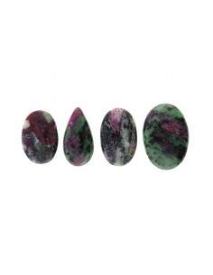Cabochon di Rubino con Zoisite