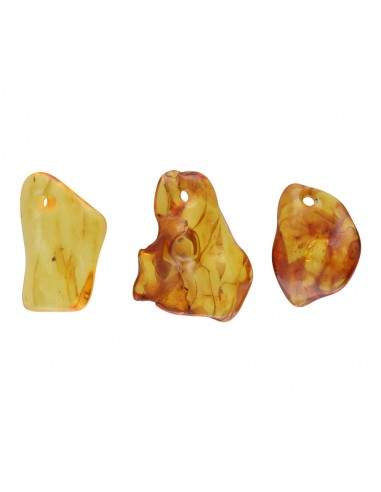 Ciondolo in ambra lucidata (6-10 g)