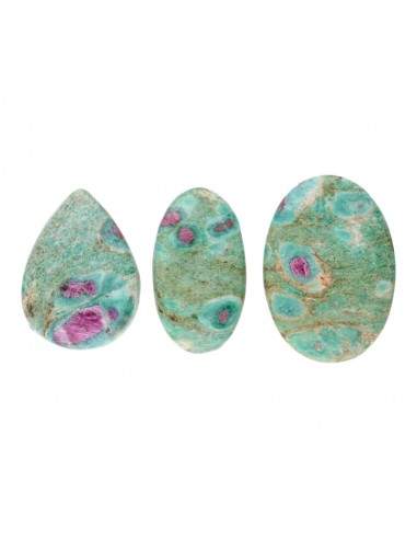 Cabochon di Rubino con Zoisite 2