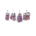 Pendentif en mica brut plaqué argent