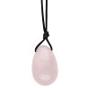 Pequeno ovo yoni de quartzo rosa com buraco
