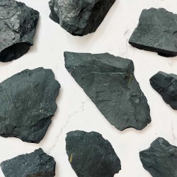 Shungite Grezza Pezzi Medi.