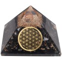 Pyramide en résine de shungite avec fleur de vie 7x7cm