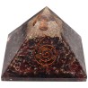 Pyramide en résine grenat avec spirale 7x7cm