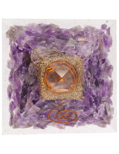Piramide in orgonite di ametista in...