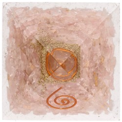 Piramide Orgonite in Quarzo Rosa in Resina con Spirale 5x5cm