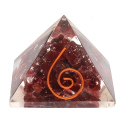 Piramide di Granato in Resina con Spirale 3x3cm /_\