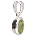 Pendentif en argent 925 avec péridot facetté