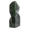 Jade néphrite forme polie JD7