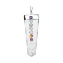 Pendentif argenté en quartz à pointe plate avec chakras