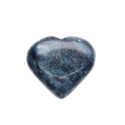 Cuore di Cianite con Rubino