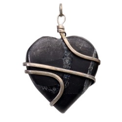 Ciondolo Cuore in Shungite con Bagno d'Argento