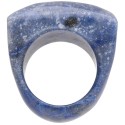 Anel grosso de quartzo azul