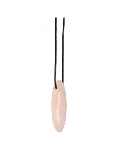 Pendentif en quartz rose avec corde...