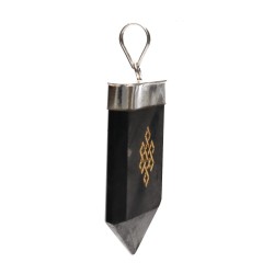 Ciondolo in Shungite Nodo Infinito con Bagno d'Argento