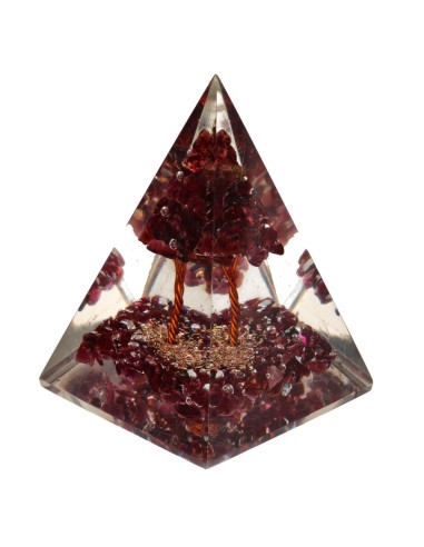 Pyramide de grenat et d'orgonite en...