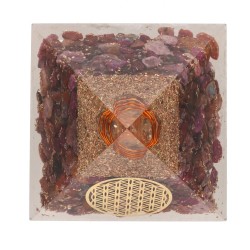 Piramide Orgonite di Rubino in Resina con Fiore della Vita 7x7cm