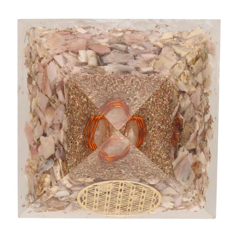 Piramide Orgonite di Opale Rosa in Resina con Fiore della Vita 7x7cm
