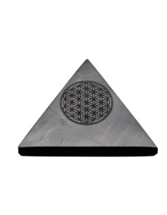 Pyramide de shungite polie...