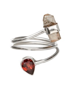 Anillo de Granate y Topacio...