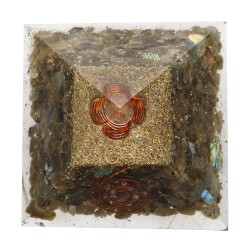 Piramide Orgonite di Labradorite in Resina con Spirale 7x7cm