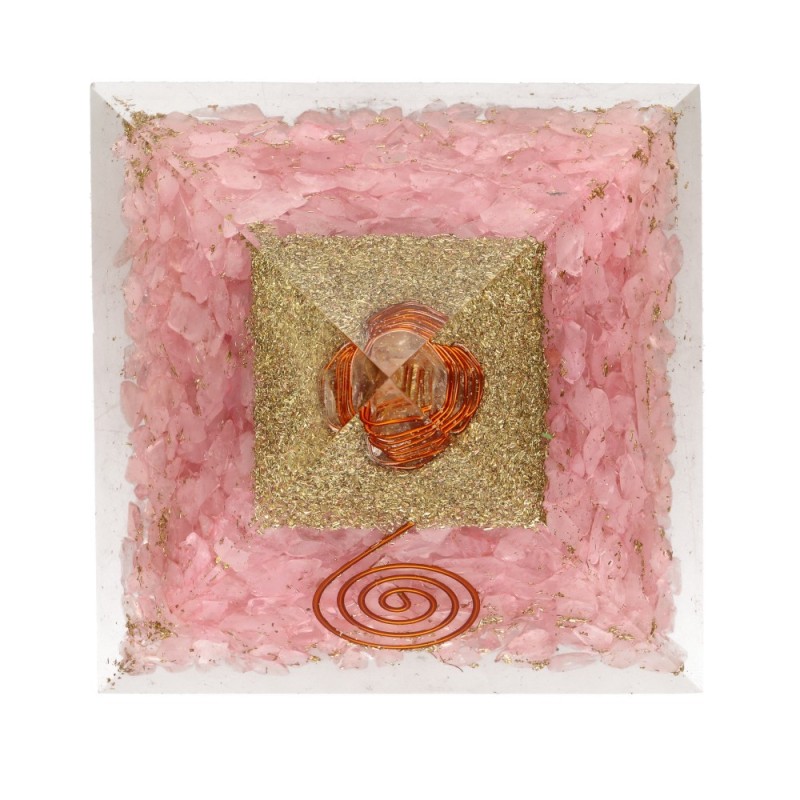 Piramide Orgonite in Quarzo Rosa in Resina con Spirale 7x7cm