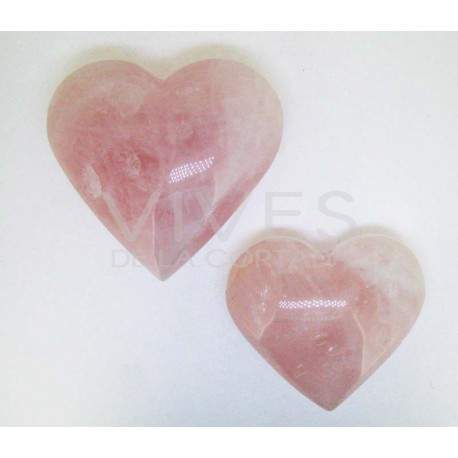 Coração de quartzo rosa polido