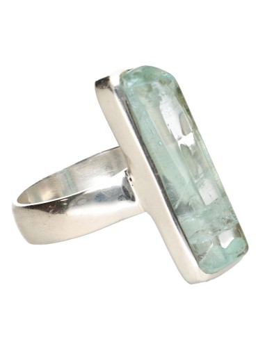 Aquamarine Ring in 925 Sterling...