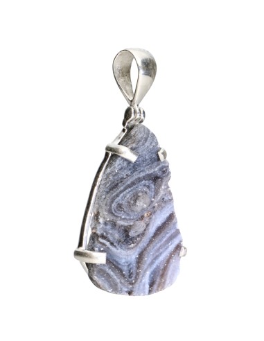 Pendentif en calcédoine cristallisée...