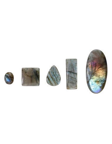 Labradorite cabochon