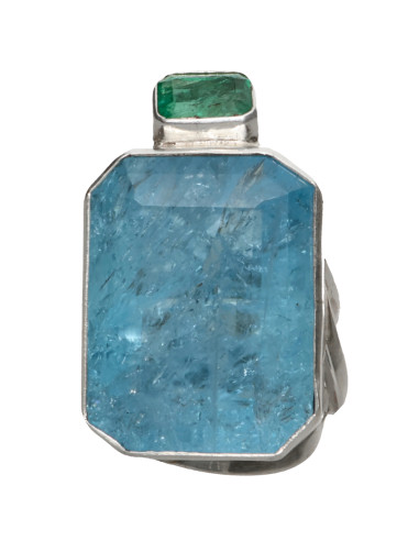 Aguamarine Ring with Emerald in 925...