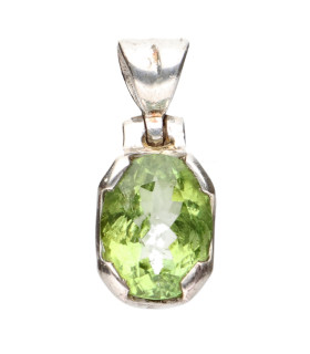 Colgante de Turmalina Verde em Prata de Lei 925 (76Y)