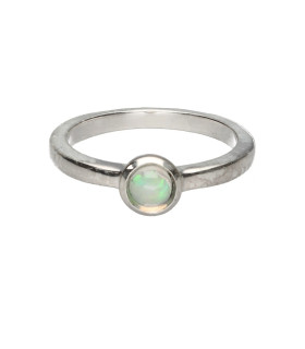 Small Opal Circle Ring in 925 Sterling Silver