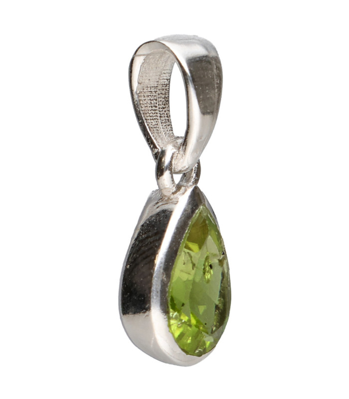 Faceted Peridot Pendant in Sterling Silver 925