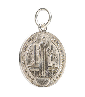 Medalha de São Bento em prata esterlina 925