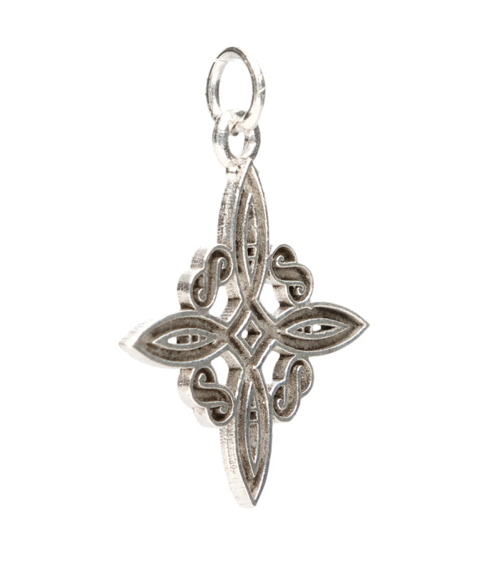 Medium Witch's Knot Pendant in 925 Sterling Silver