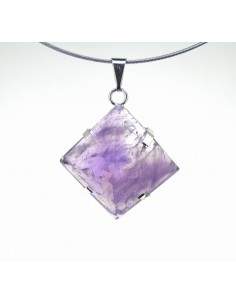 Pendant Pyramid with Amatsite Staples