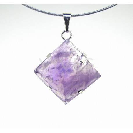Pendentif Pyramide agrafée Amatsite
