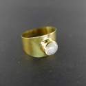 Anillo de Bronce con Piedra Luna -16.1-